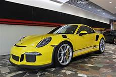 Porsche Yellow Calipers