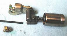 Pulling Parts Caliper